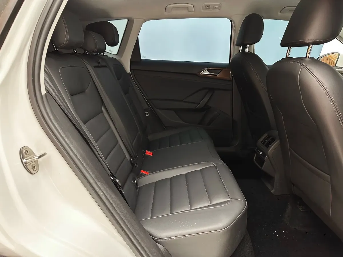 2021 Volkswagen Tharu 1.4T 150HP L4 7DCT,autocango,china used car exporter,china ev exporter,chinese used car exporter,chinese used ev exporter