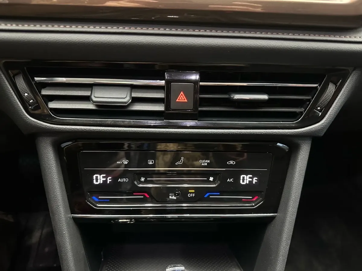 2021 Volkswagen Tharu 1.4T 150HP L4 7DCT,autocango,china used car exporter,china ev exporter,chinese used car exporter,chinese used ev exporter