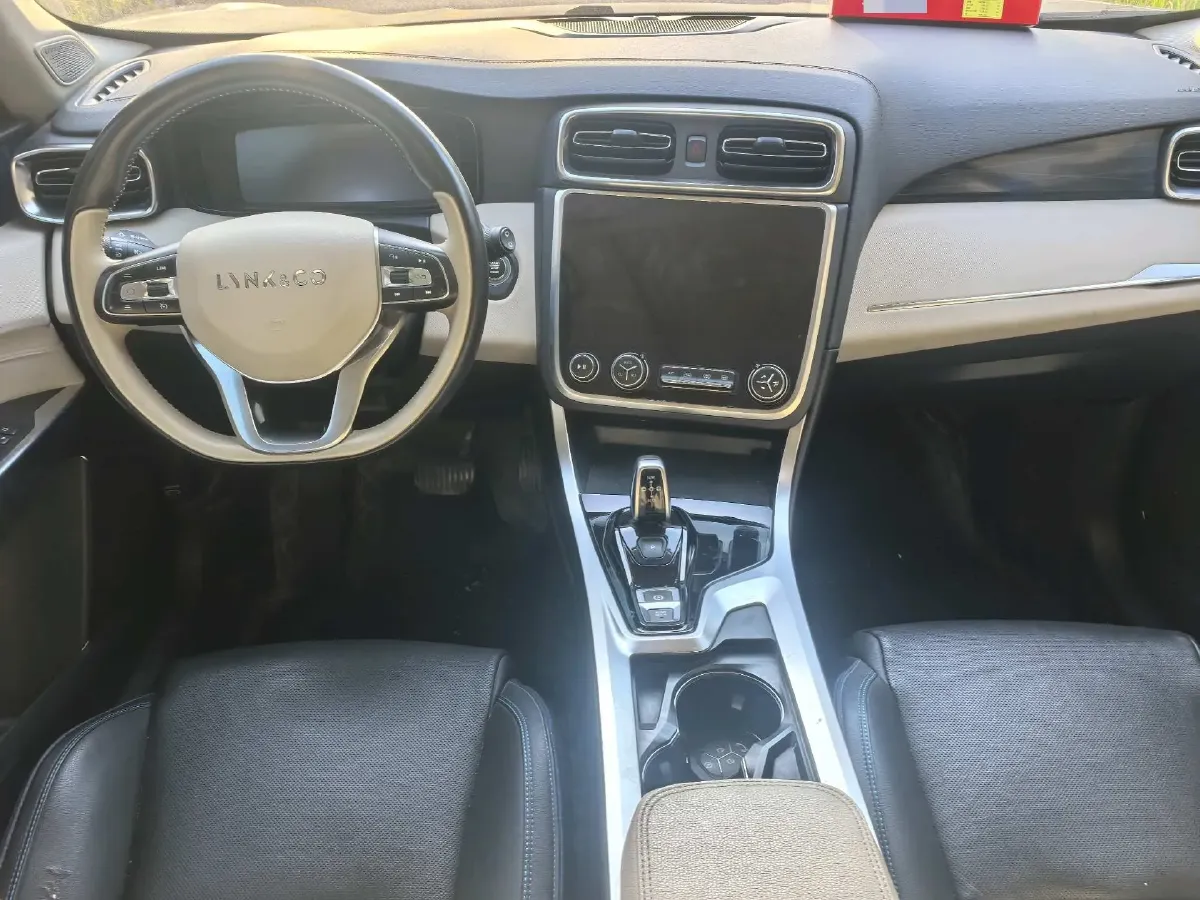 2019 LYNK&CO 01 2.0T 190HP L4 6AT,autocango,china used car exporter,china ev exporter,chinese used car exporter,chinese used ev exporter