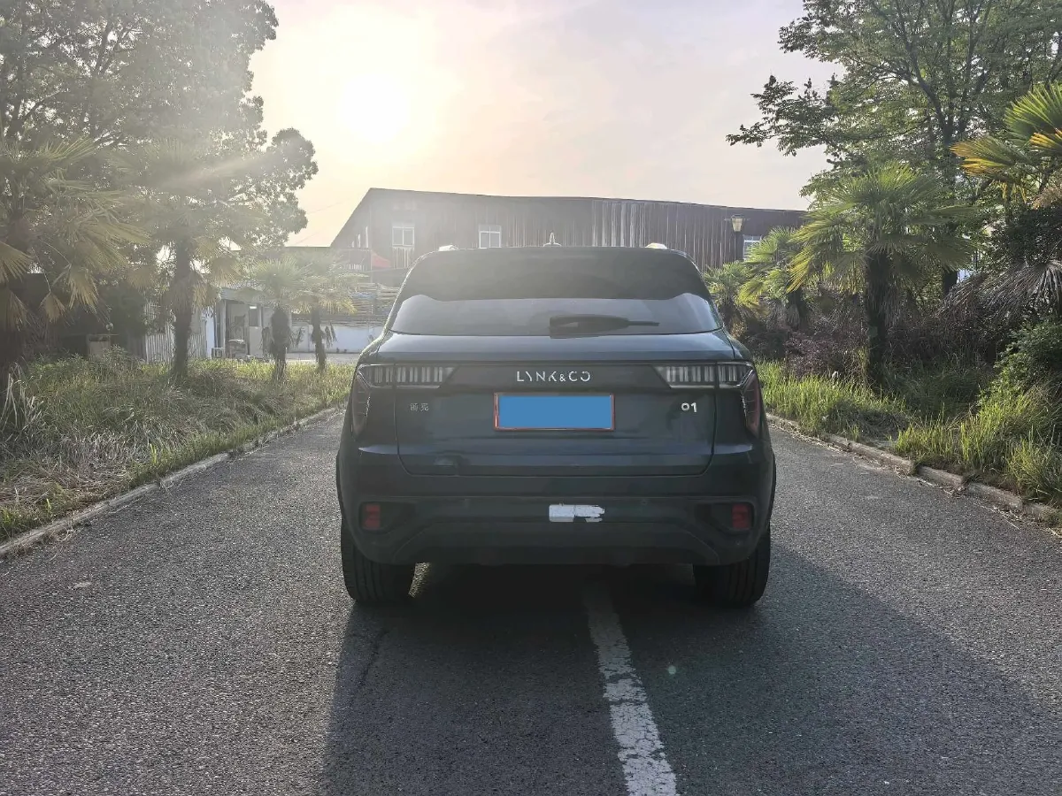 2019 LYNK&CO 01 2.0T 190HP L4 6AT,autocango,china used car exporter,china ev exporter,chinese used car exporter,chinese used ev exporter