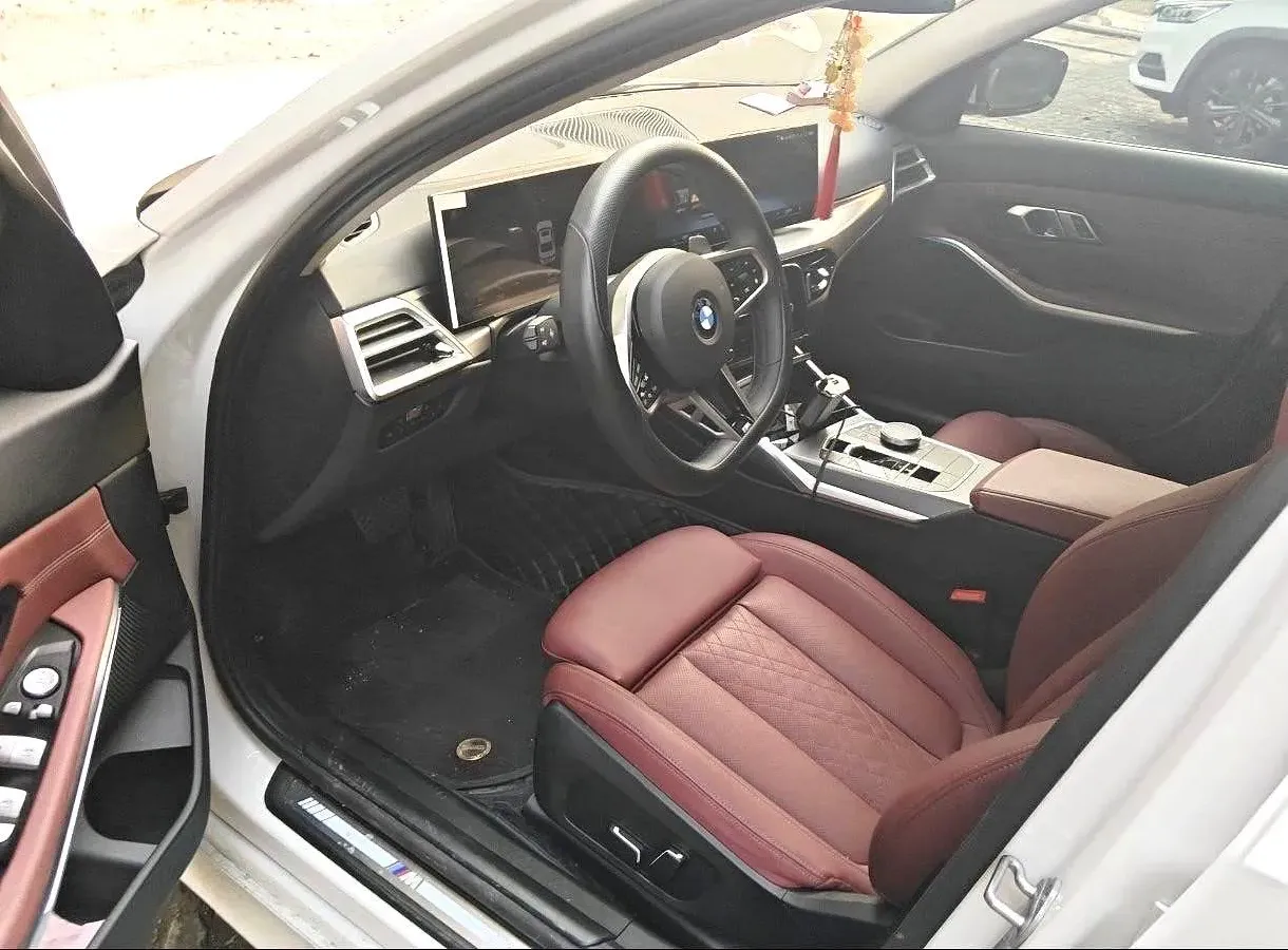 2025 BMW 3 Series 2.0T 184HP L4 8AT,autocango,china used car exporter,china ev exporter,chinese used car exporter,chinese used ev exporter