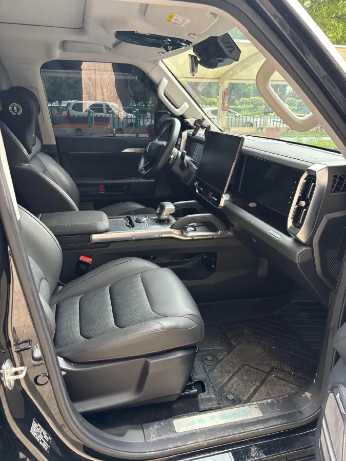 2023 Jetour Traveller 2.0T 254HP L4 7DCT,autocango,china used car exporter,china ev exporter,chinese used car exporter,chinese used ev exporter