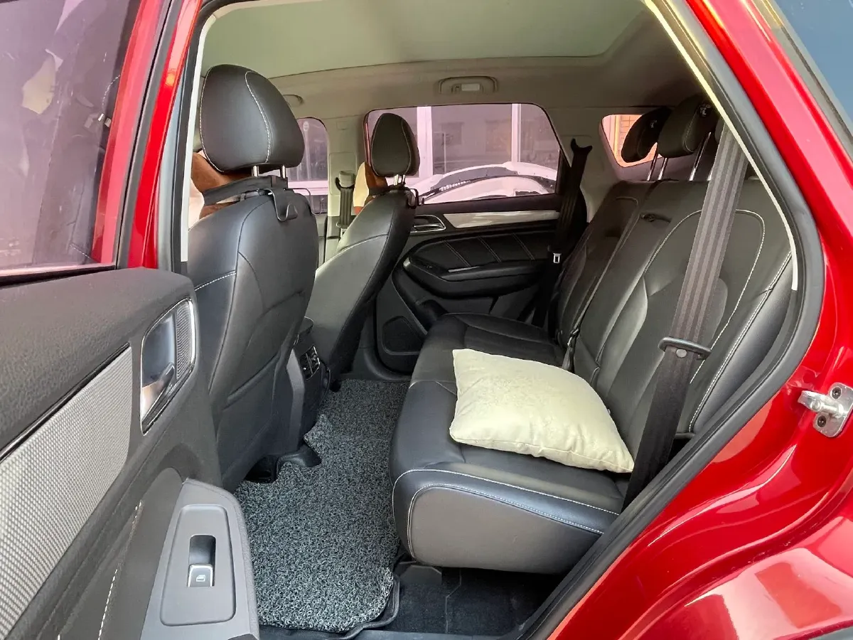 2018 Roewe RX5 1.5T 169HP L4 7DCT,autocango,china used car exporter,china ev exporter,chinese used car exporter,chinese used ev exporter