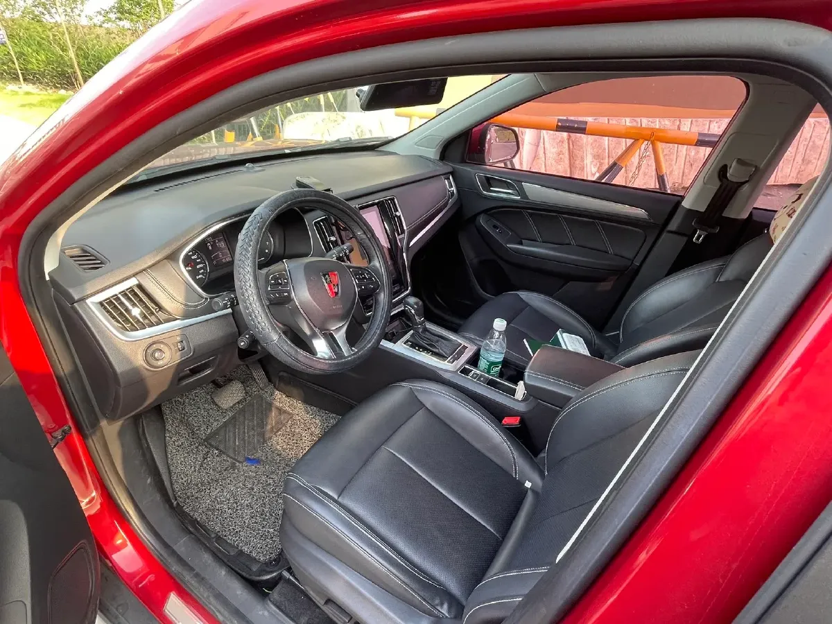 2018 Roewe RX5 1.5T 169HP L4 7DCT,autocango,china used car exporter,china ev exporter,chinese used car exporter,chinese used ev exporter