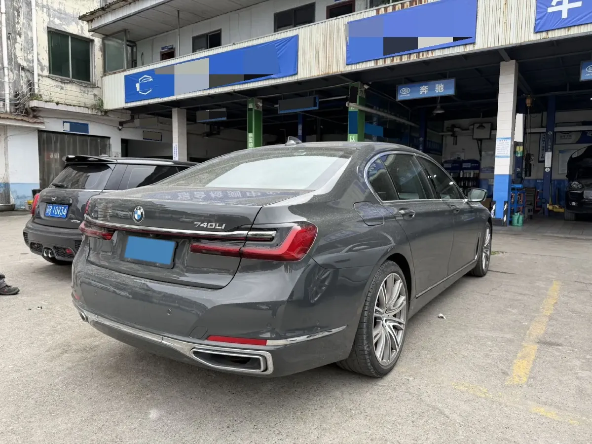 2019 BMW 7 Series 3.0T 340HP L6 8AT,autocango,china used car exporter,china ev exporter,chinese used car exporter,chinese used ev exporter