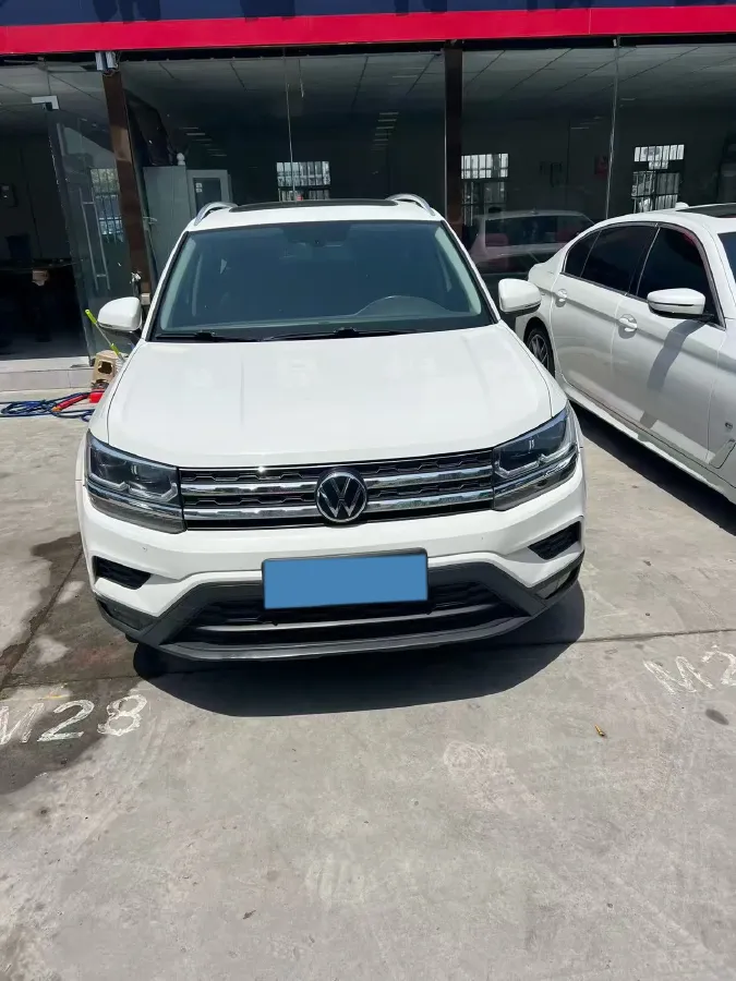 2021 Volkswagen Tharu 1.4T 150HP L4 7DCT,autocango,china used car exporter,china ev exporter,chinese used car exporter,chinese used ev exporter