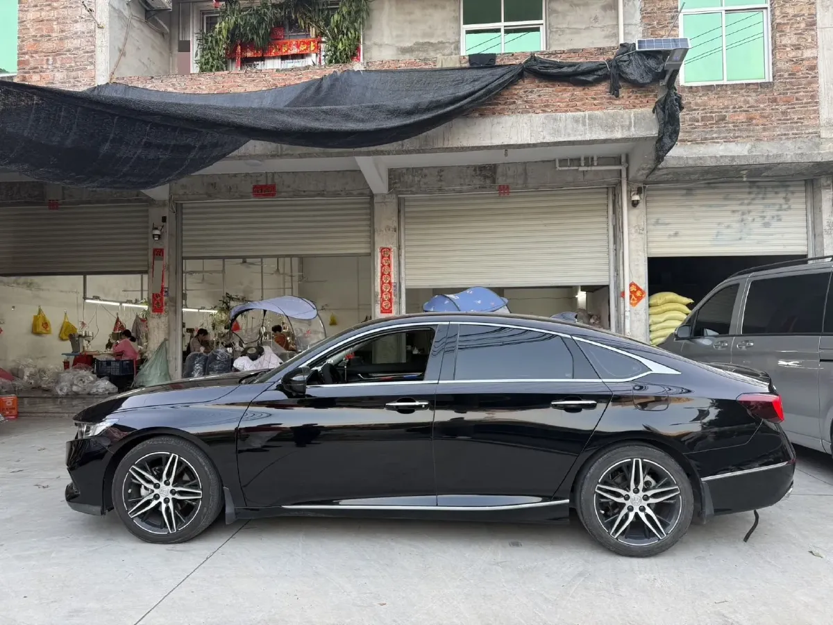 2022 Honda Accord 1.5T 194HP L4 CVT,autocango,china used car exporter,china ev exporter,chinese used car exporter,chinese used ev exporter