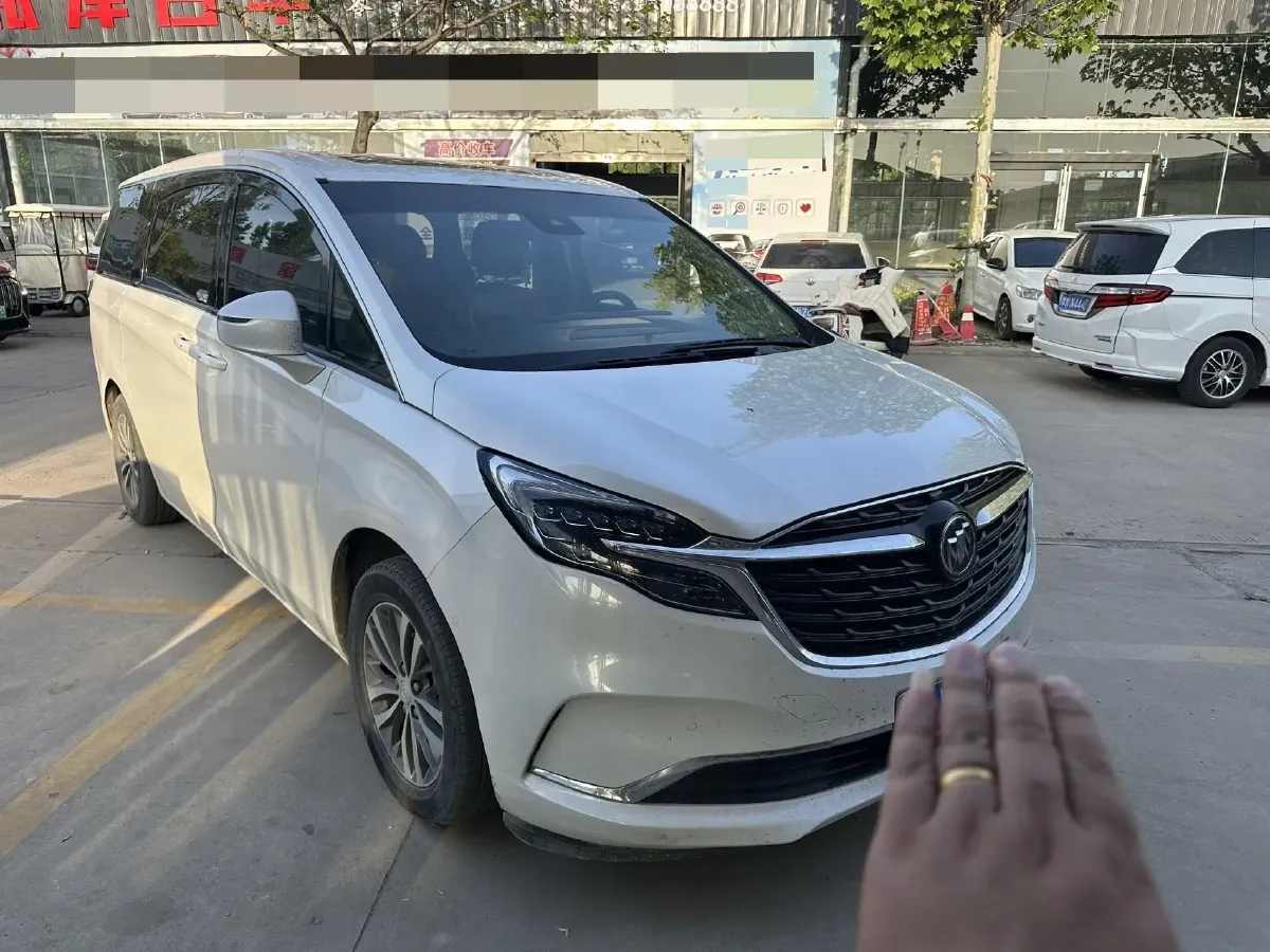2020 Buick GL8 2.0T 237HP L4 9AT,autocango,china used car exporter,china ev exporter,chinese used car exporter,chinese used ev exporter