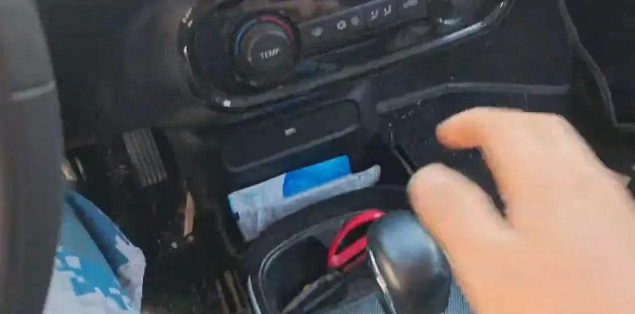 2022 Roewe Clever BEV 29KWH,autocango,china used car exporter,china ev exporter,chinese used car exporter,chinese used ev exporter