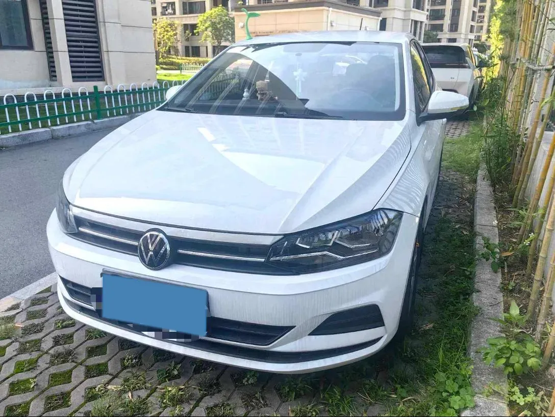 2023 Volkswagen Polo 1.5L 110HP L4 6AT,autocango,china used car exporter,china ev exporter,chinese used car exporter,chinese used ev exporter