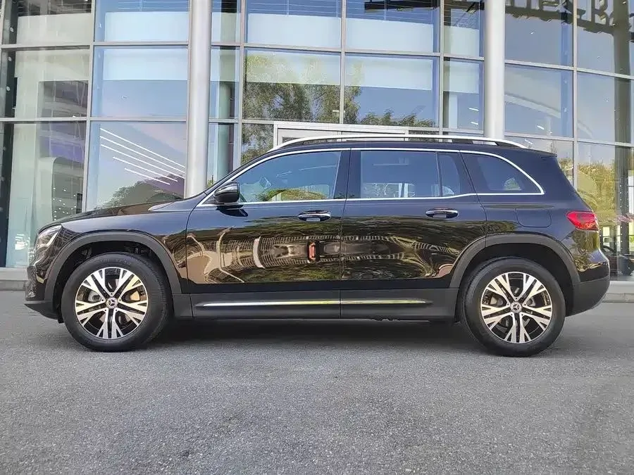 2025 Mercedes-Benz GLB Class 2.0T 190HP L4 8DCT,autocango,china used car exporter,china ev exporter,chinese used car exporter,chinese used ev exporter