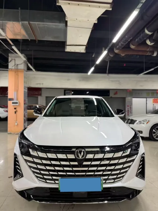 2024 ChangAn UNI-Z 1.5L 98HP L4 E-CVT PHEV 18.4KWH,autocango,china used car exporter,china ev exporter,chinese used car exporter,chinese used ev exporter