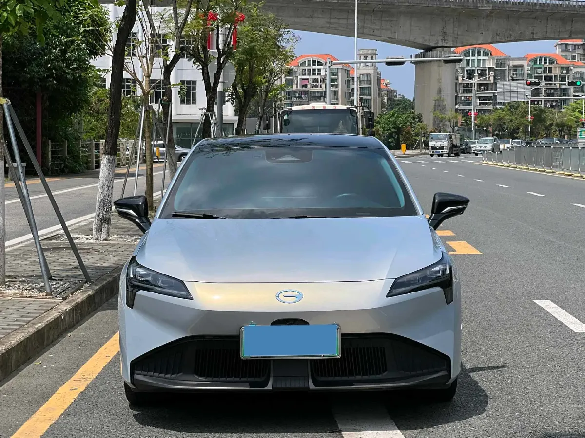 2022 ChangAn Oshan Z6 1.5T 170HP L4 6TCT PHEV 28.4KWH,autocango,china used car exporter,china ev exporter,chinese used car exporter,chinese used ev exporter