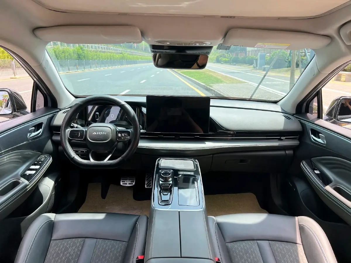 2022 ChangAn Oshan Z6 1.5T 170HP L4 6TCT PHEV 28.4KWH,autocango,china used car exporter,china ev exporter,chinese used car exporter,chinese used ev exporter