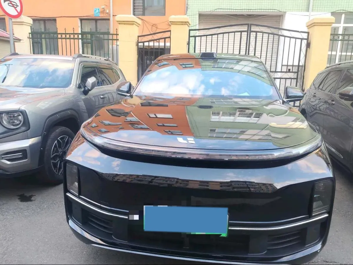 2024 Land Rover Range Rover Evoque 1.5T 200HP L3 8AT PHEV 15.5KWH,autocango,china used car exporter,china ev exporter,chinese used car exporter,chinese used ev exporter