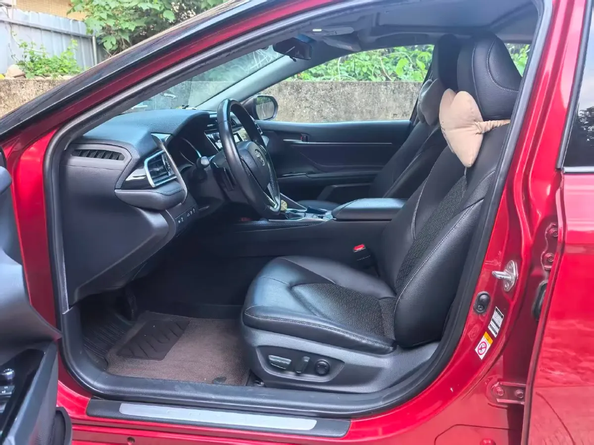 2018 Toyota Camry 2.5L 209HP L4 8AT,autocango,china used car exporter,china ev exporter,chinese used car exporter,chinese used ev exporter