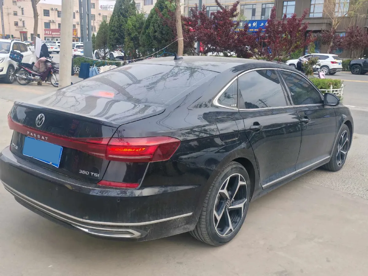 2025 Volkswagen Passat 2.0T 220HP L4 7DCT,autocango,china used car exporter,china ev exporter,chinese used car exporter,chinese used ev exporter