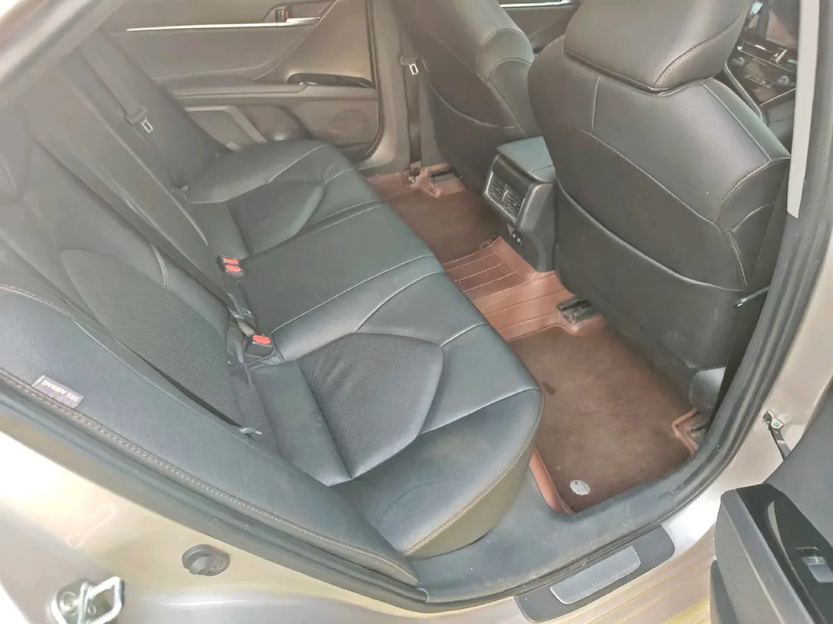 2021 Toyota Camry 2.5L 209HP L4 8AT,autocango,china used car exporter,china ev exporter,chinese used car exporter,chinese used ev exporter