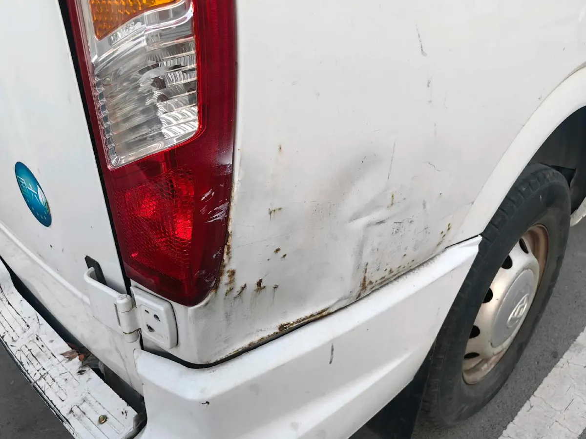 2021 MAXUS XinTu V80 2.0T 139HP L4 6MT,autocango,china used car exporter,china ev exporter,chinese used car exporter,chinese used ev exporter