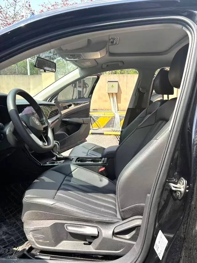 2024 Volkswagen Passat 1.4T 150HP L4 7DCT,autocango,china used car exporter,china ev exporter,chinese used car exporter,chinese used ev exporter