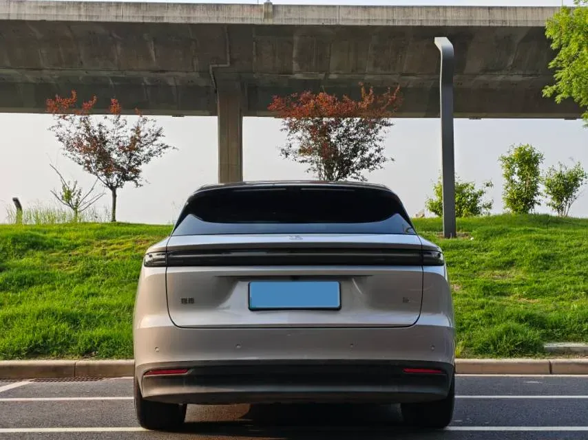 2025 Li i6 BEV,autocango,china used car exporter,china ev exporter,chinese used car exporter,chinese used ev exporter