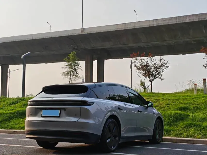 2025 Li i6 BEV,autocango,china used car exporter,china ev exporter,chinese used car exporter,chinese used ev exporter