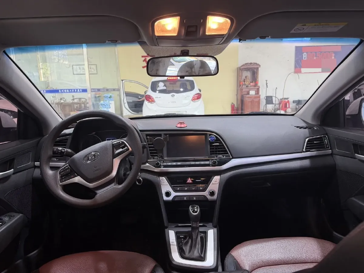 2016 Hyundai Elantra 1.6L 130HP L4 6AT,autocango,china used car exporter,china ev exporter,chinese used car exporter,chinese used ev exporter