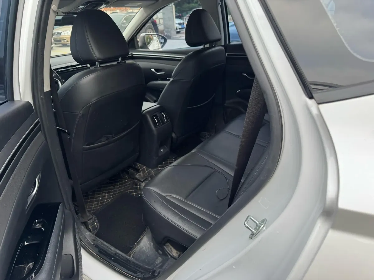 2023 Hyundai Tucson 1.5T 200HP L4 8AT,autocango,china used car exporter,china ev exporter,chinese used car exporter,chinese used ev exporter