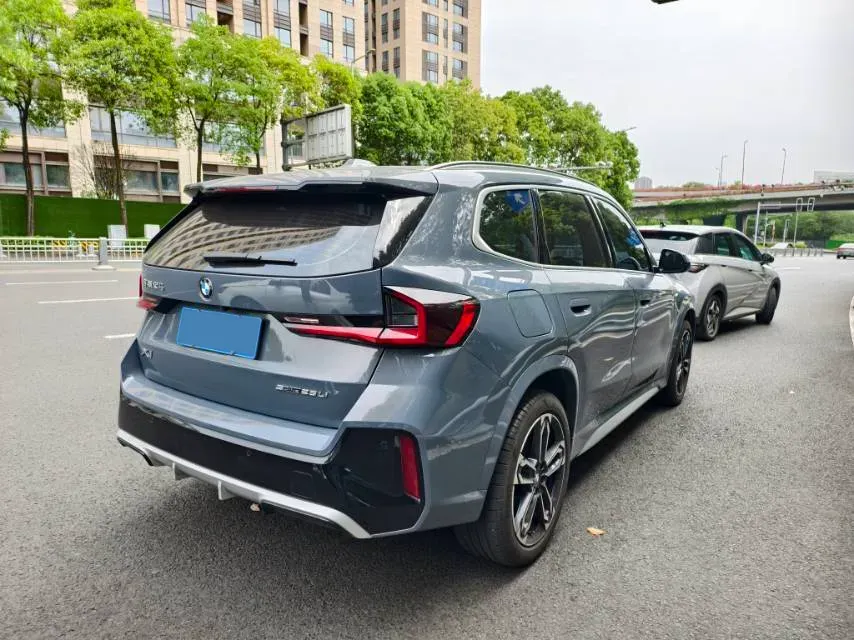 2023 BMW X1 2.0T 204HP L4 7DCT,autocango,china used car exporter,china ev exporter,chinese used car exporter,chinese used ev exporter