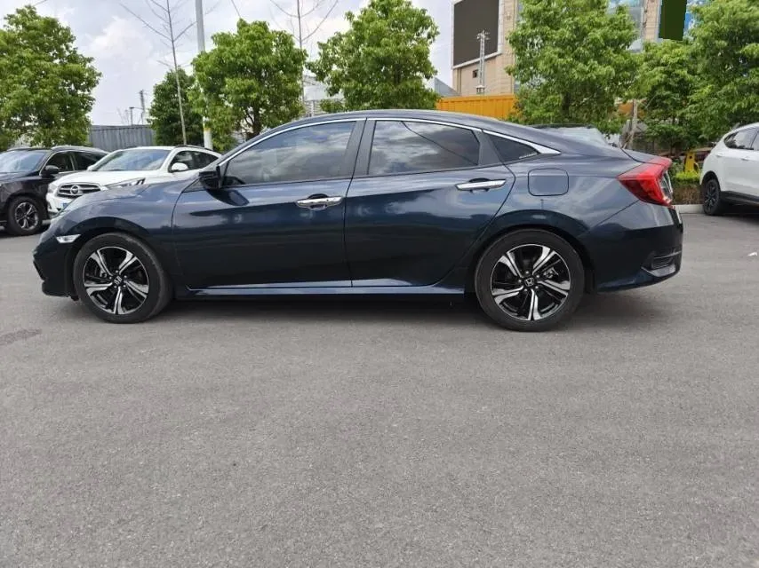 2019 Honda Civic 1.5T 177HP L4 CVT,autocango,china used car exporter,china ev exporter,chinese used car exporter,chinese used ev exporter