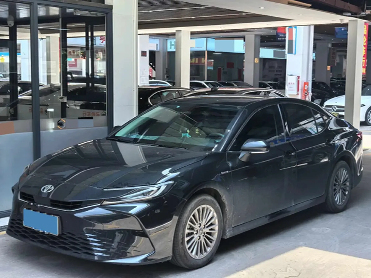 2024 Toyota Camry 2.0L 152HP L4 E-CVT Hybrid,autocango,china used car exporter,china ev exporter,chinese used car exporter,chinese used ev exporter