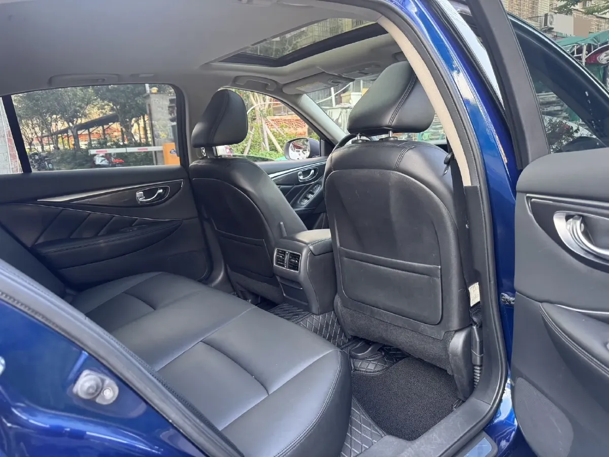 2018 MAXUS G10 2.0T 224HP L4 6AT,autocango,china used car exporter,china ev exporter,chinese used car exporter,chinese used ev exporter