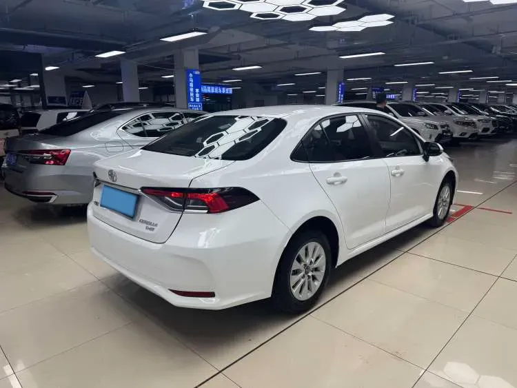 2021 Toyota Corolla 1.2T 116HP L4 CVT,autocango,china used car exporter,china ev exporter,chinese used car exporter,chinese used ev exporter