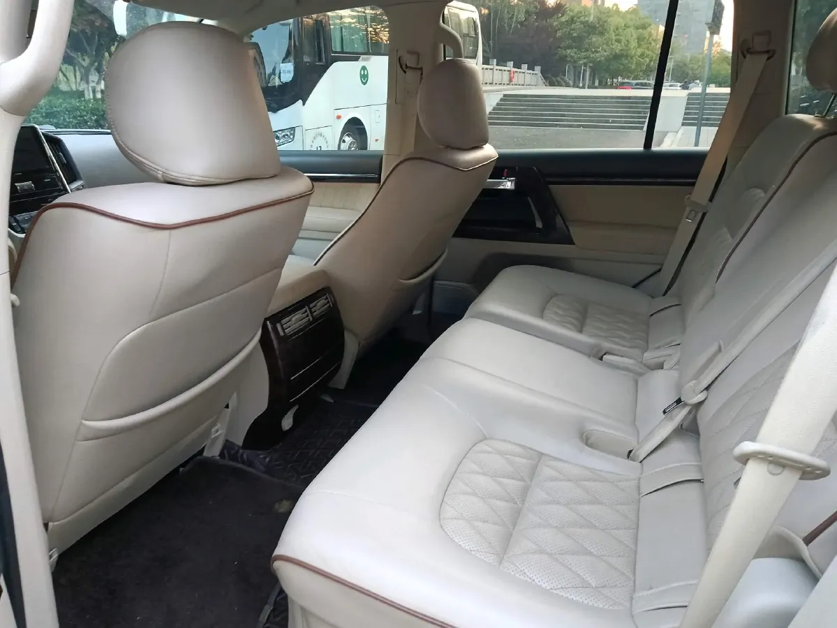 2019 Chevrolet Trax 1.0T 125HP L3 6AT,autocango,china used car exporter,china ev exporter,chinese used car exporter,chinese used ev exporter