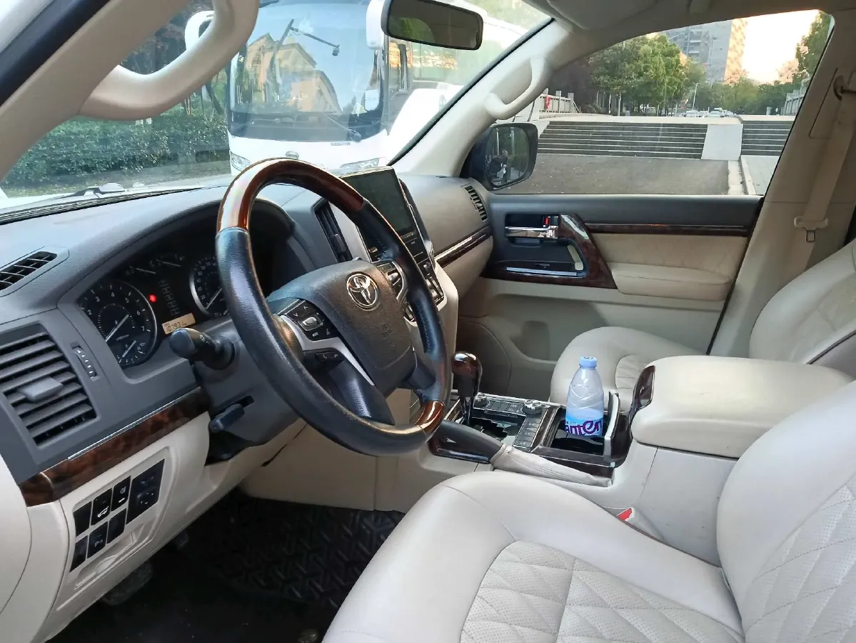 2019 Chevrolet Trax 1.0T 125HP L3 6AT,autocango,china used car exporter,china ev exporter,chinese used car exporter,chinese used ev exporter