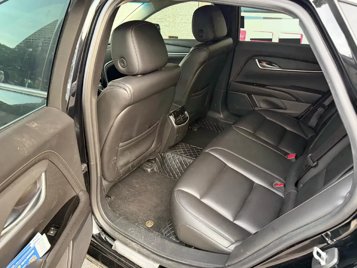 2018 Cadillac XT5 2.0T 250HP L4 8AT,autocango,china used car exporter,china ev exporter,chinese used car exporter,chinese used ev exporter