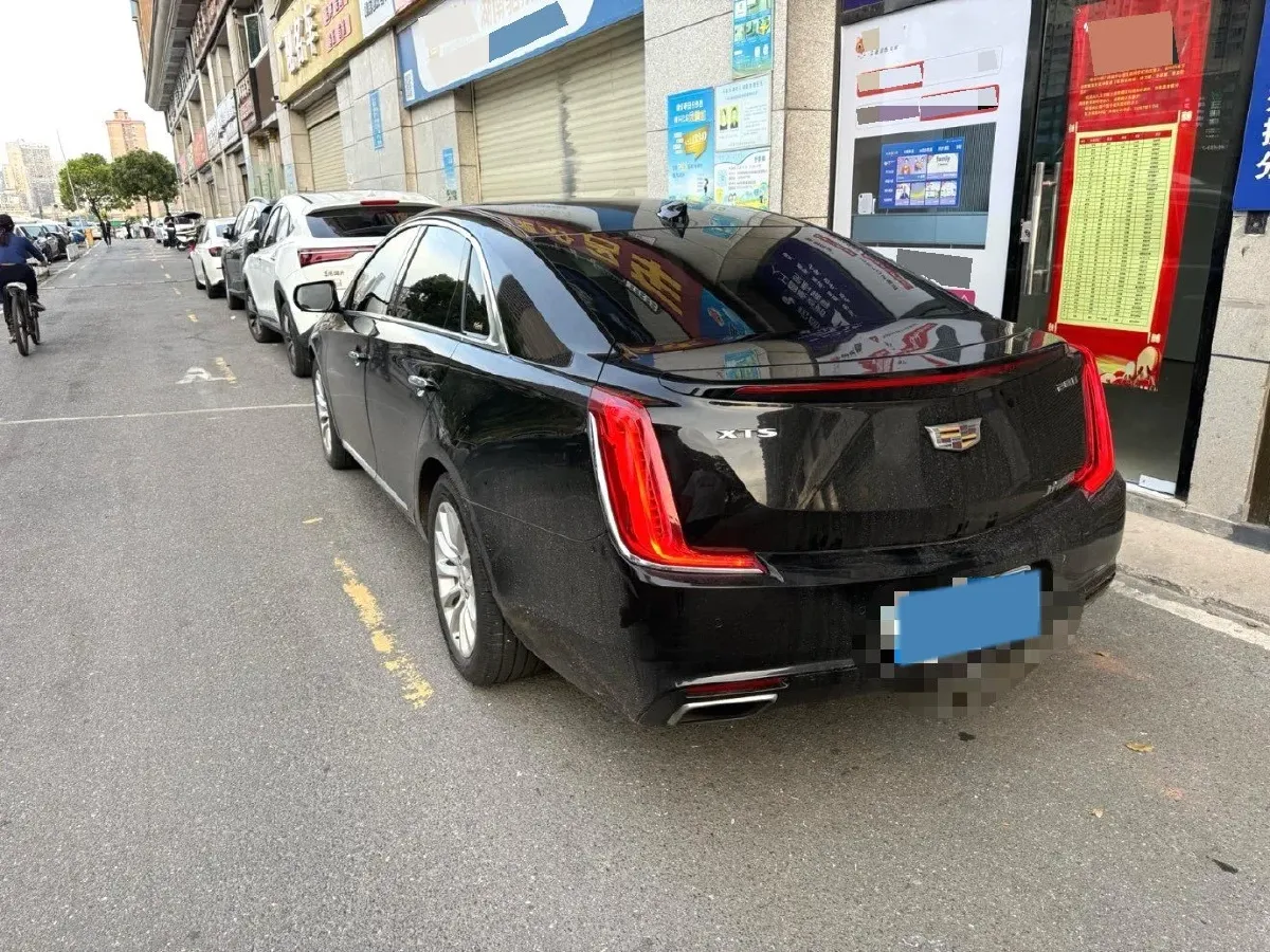 2018 Cadillac XT5 2.0T 250HP L4 8AT,autocango,china used car exporter,china ev exporter,chinese used car exporter,chinese used ev exporter