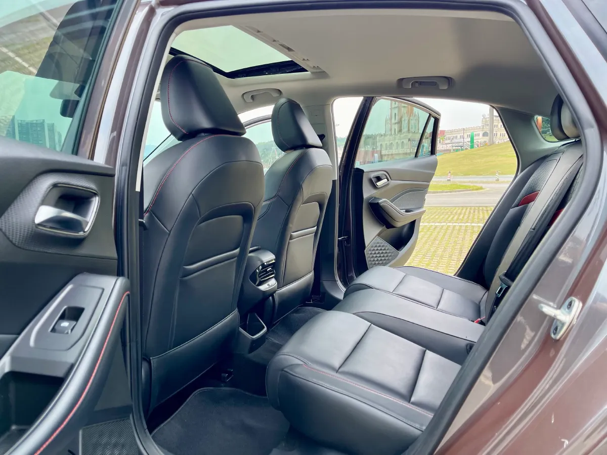 2021 MG 5 1.5T 173HP L4 7DCT,autocango,china used car exporter,china ev exporter,chinese used car exporter,chinese used ev exporter