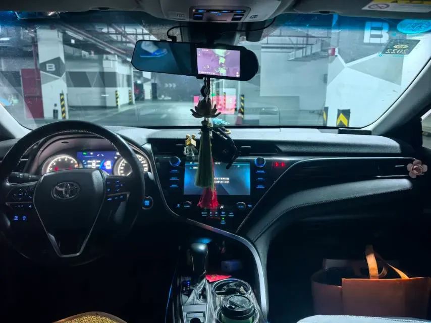 2019 Toyota Camry 2.0L 178HP L4 CVT,autocango,china used car exporter,china ev exporter,chinese used car exporter,chinese used ev exporter