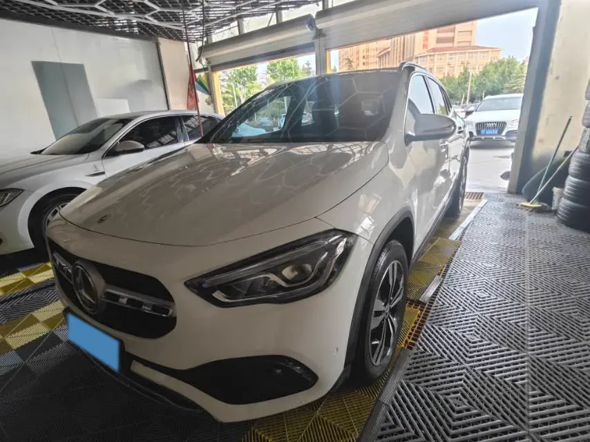 2020 Mercedes-Benz GLA Class 1.3T 163HP L4 7DCT,autocango,china used car exporter,china ev exporter,chinese used car exporter,chinese used ev exporter