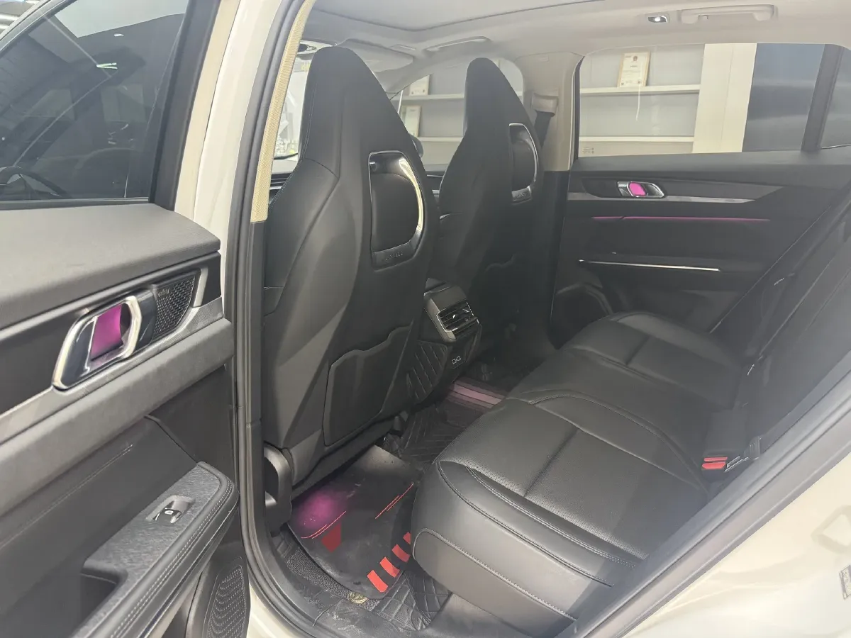 2021 LYNK&CO 01 2.0T 218HP L4 8AT,autocango,china used car exporter,china ev exporter,chinese used car exporter,chinese used ev exporter