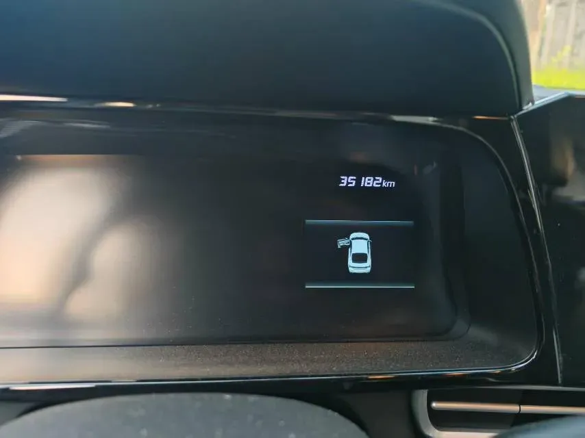 2021 Hyundai Elantra 1.5L 115HP L4 CVT,autocango,china used car exporter,china ev exporter,chinese used car exporter,chinese used ev exporter