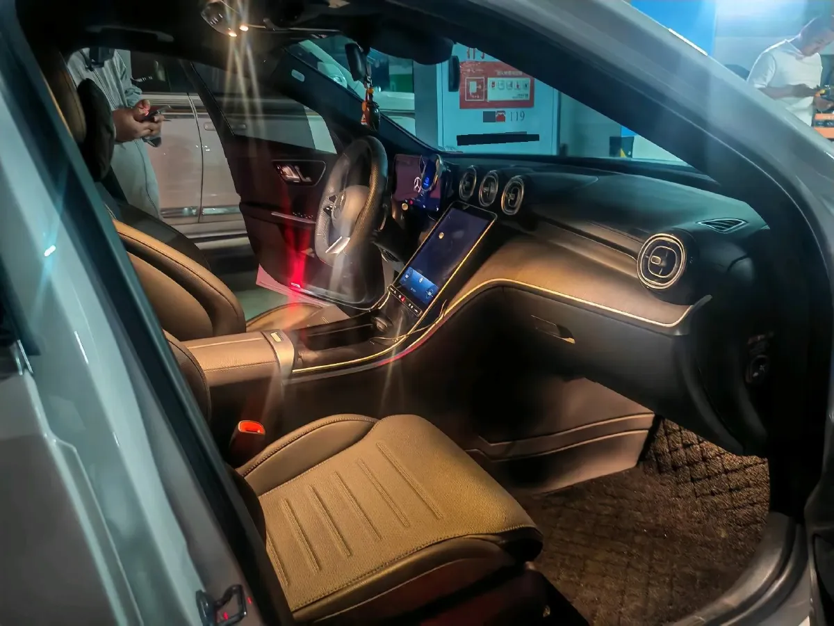 2023 Mercedes-Benz C Class 1.5T 204HP L4 9AT,autocango,china used car exporter,china ev exporter,chinese used car exporter,chinese used ev exporter