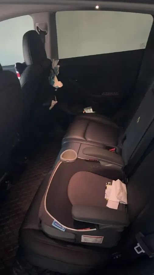 2023 Tesla Model Y BEV 78.4KWH,autocango,china used car exporter,china ev exporter,chinese used car exporter,chinese used ev exporter