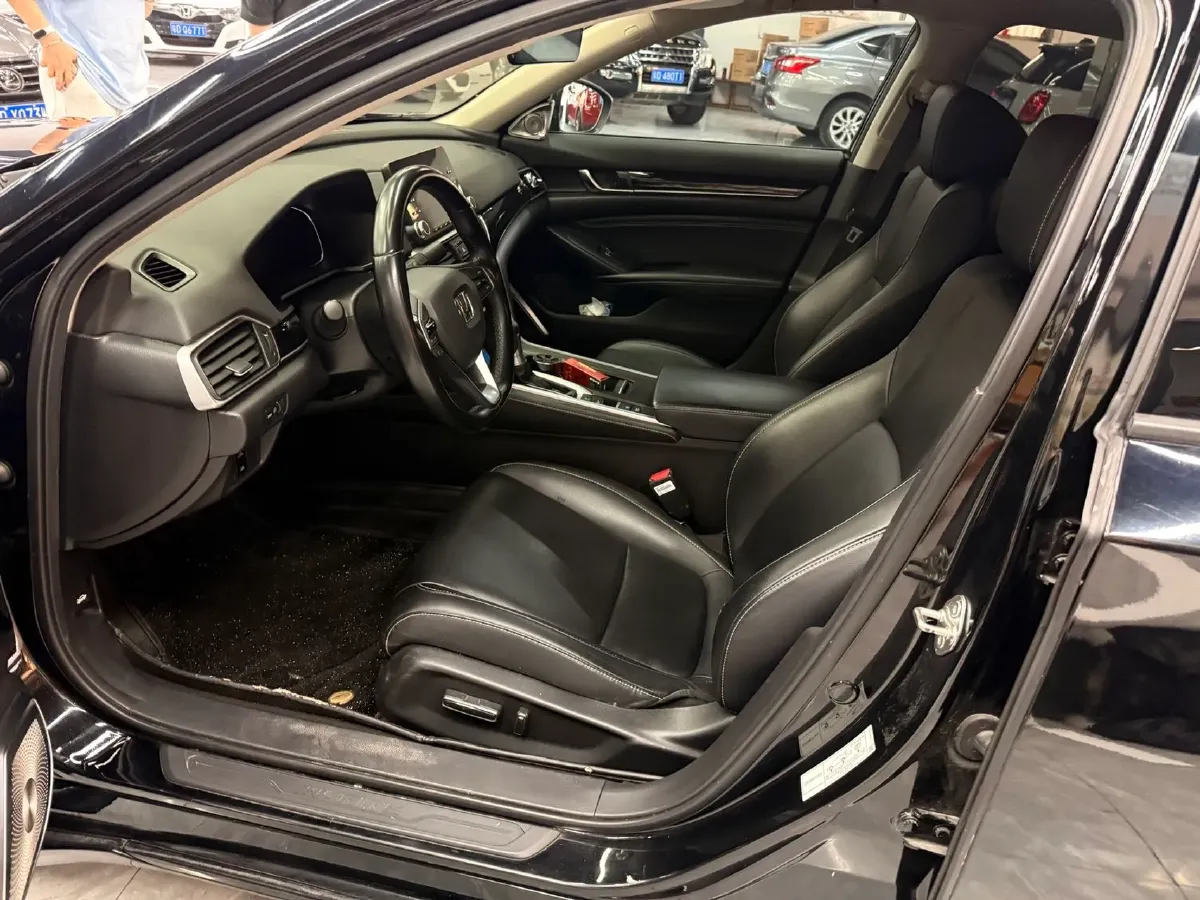 2019 Honda Inspire 1.5T 194HP L4 CVT,autocango,china used car exporter,china ev exporter,chinese used car exporter,chinese used ev exporter