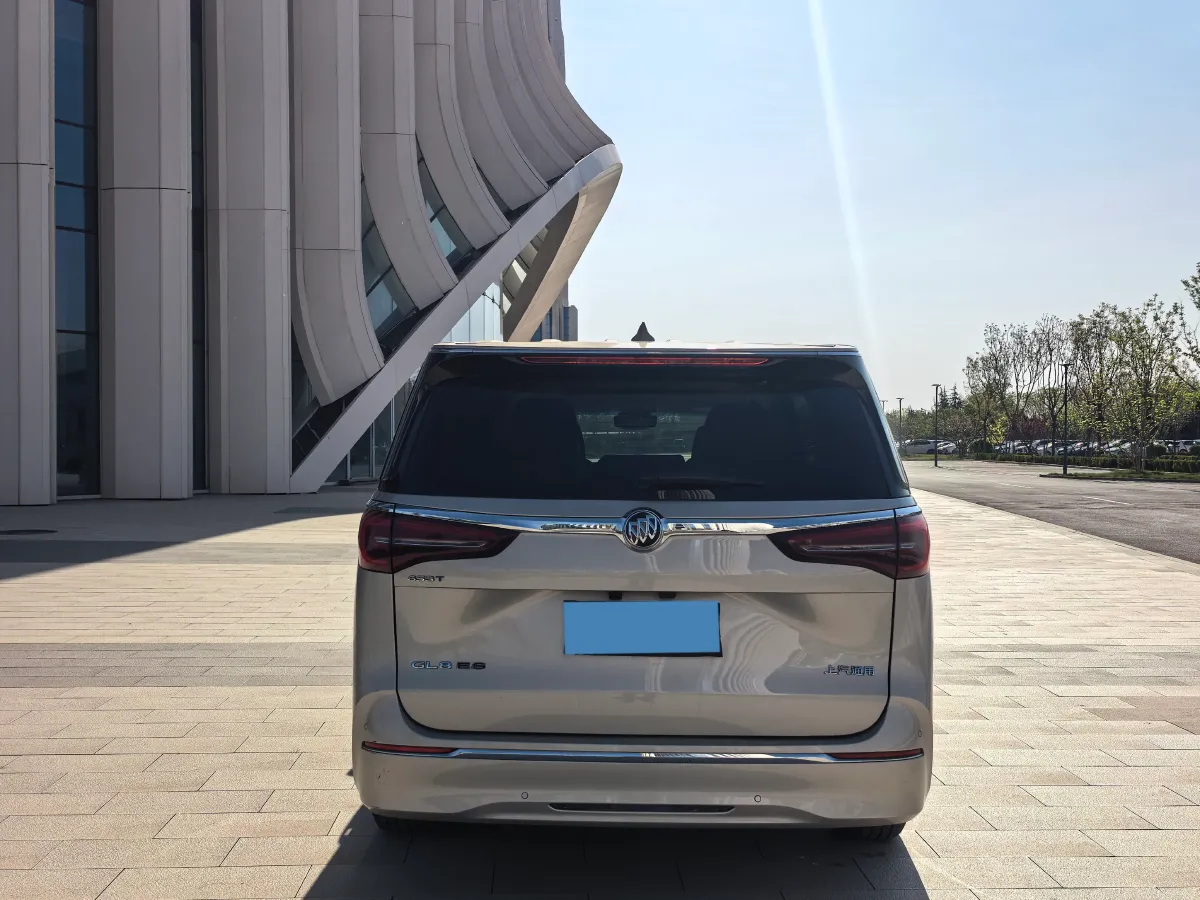 2023 Buick GL8 2.0T 237HP L4 9AT,autocango,china used car exporter,china ev exporter,chinese used car exporter,chinese used ev exporter