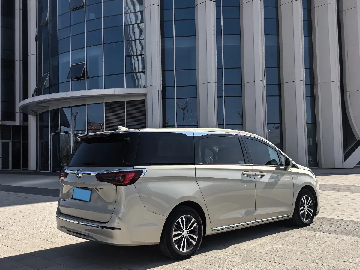 2023 Buick GL8 2.0T 237HP L4 9AT,autocango,china used car exporter,china ev exporter,chinese used car exporter,chinese used ev exporter