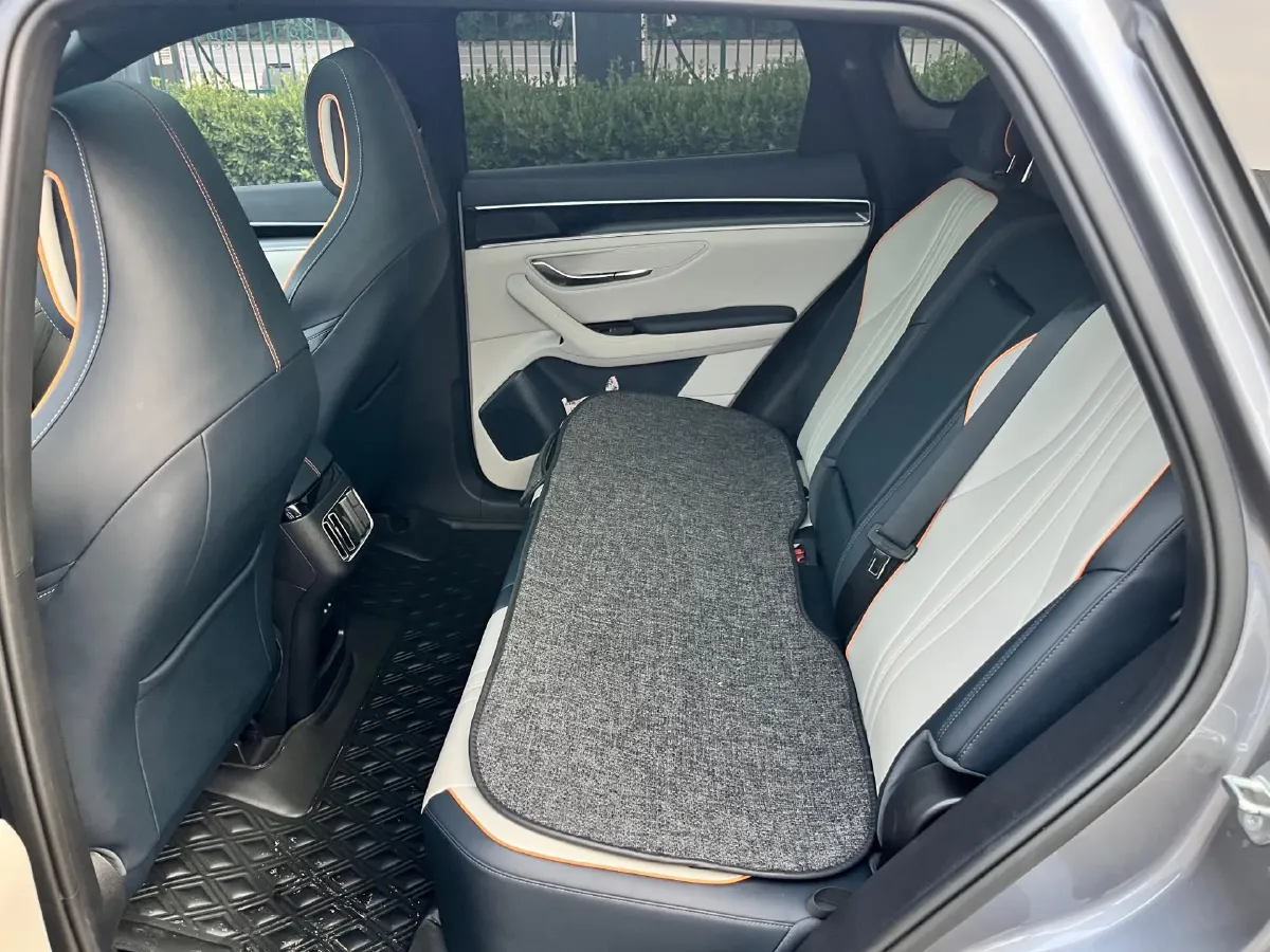 2021 Geely JiaJi 1.5T 177HP L3 7DCT PHEV 11.3KWH,autocango,china used car exporter,china ev exporter,chinese used car exporter,chinese used ev exporter