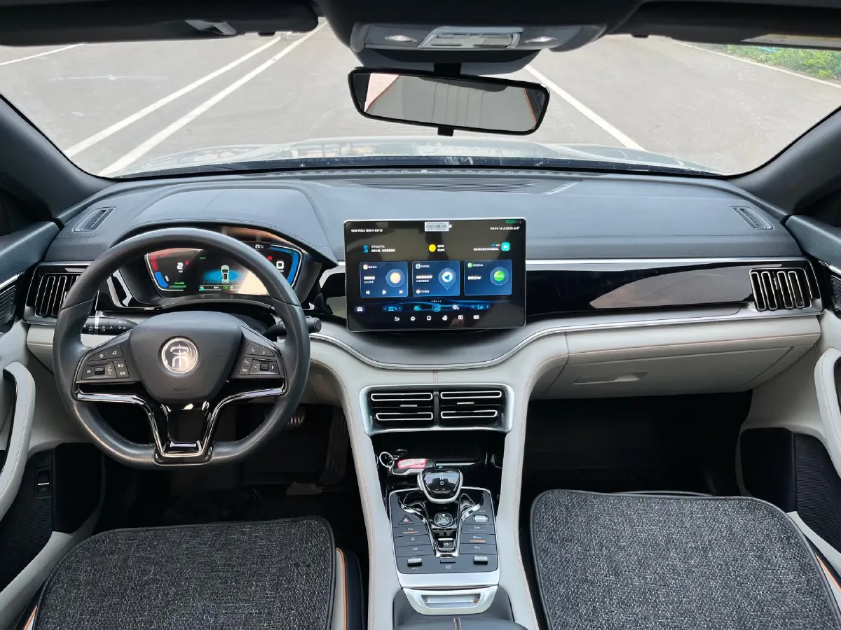 2021 Geely JiaJi 1.5T 177HP L3 7DCT PHEV 11.3KWH,autocango,china used car exporter,china ev exporter,chinese used car exporter,chinese used ev exporter