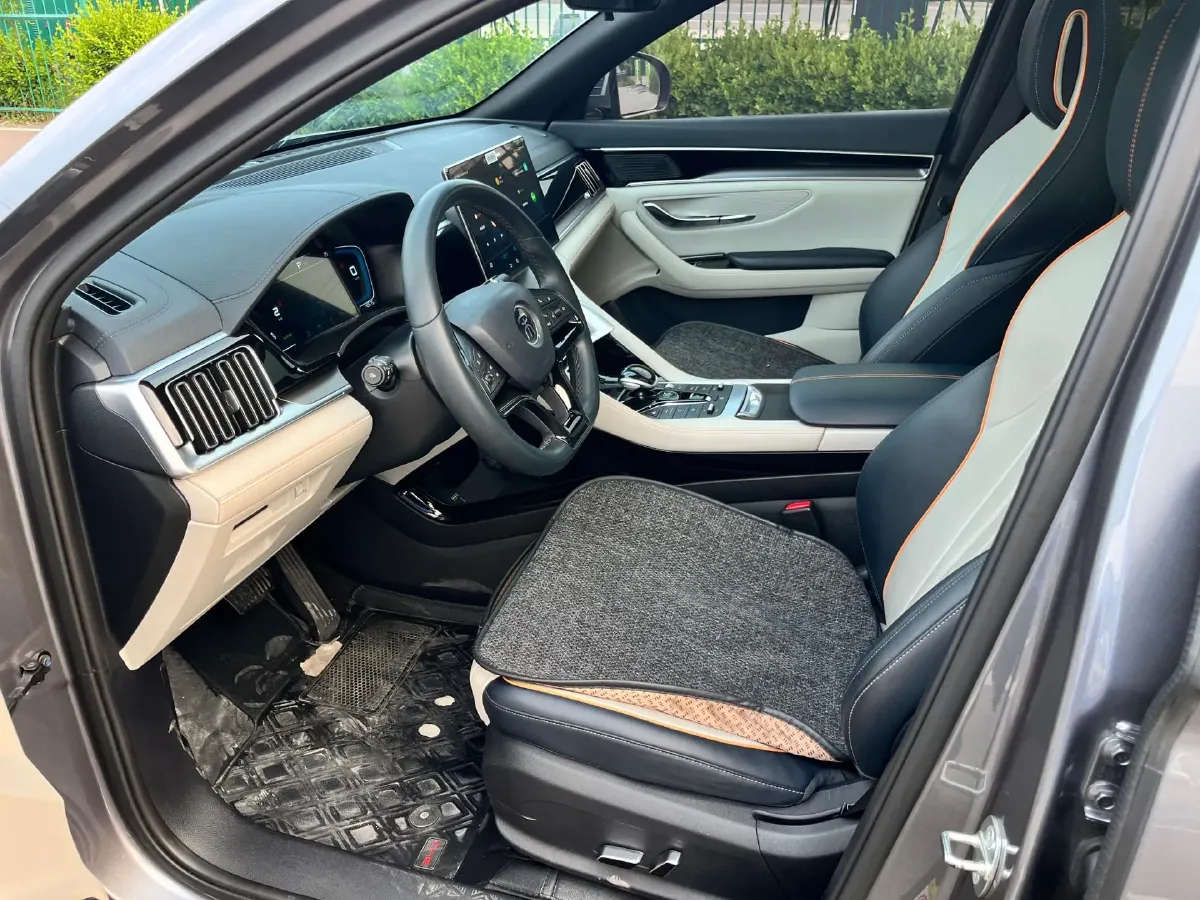 2021 Geely JiaJi 1.5T 177HP L3 7DCT PHEV 11.3KWH,autocango,china used car exporter,china ev exporter,chinese used car exporter,chinese used ev exporter